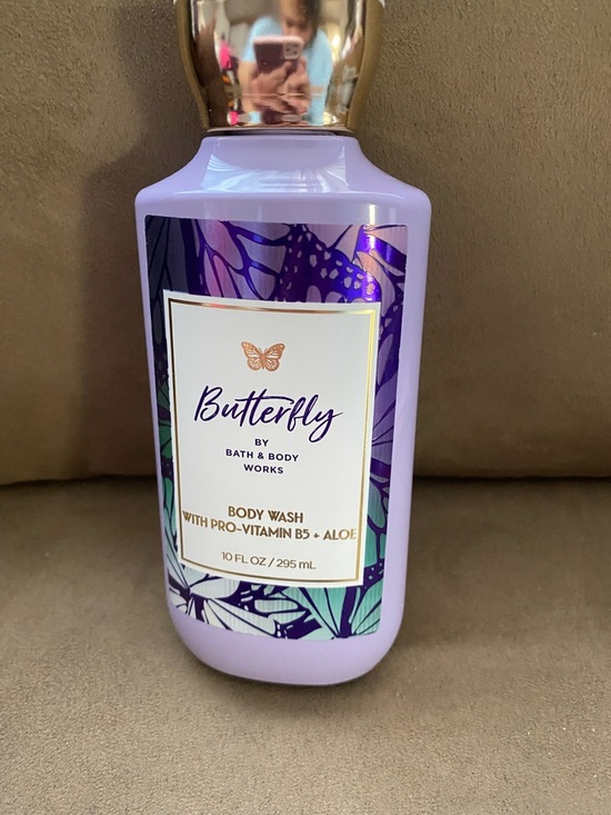 Bath & Body Works Other - Bath & Body Works Purple Butterfly Body Wash